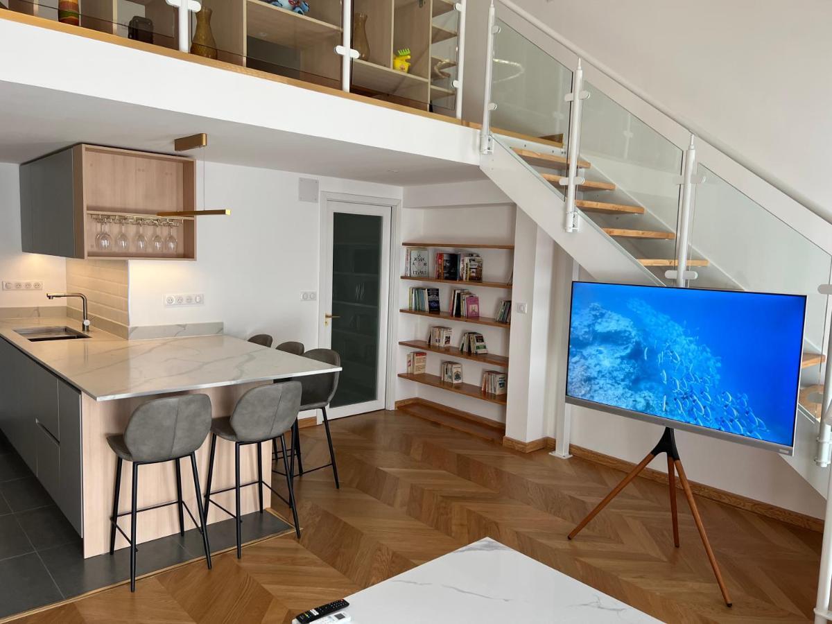 Suite Deluxe Au Carre Cathedrale En Hypercentre Saint Denis Екстериор снимка